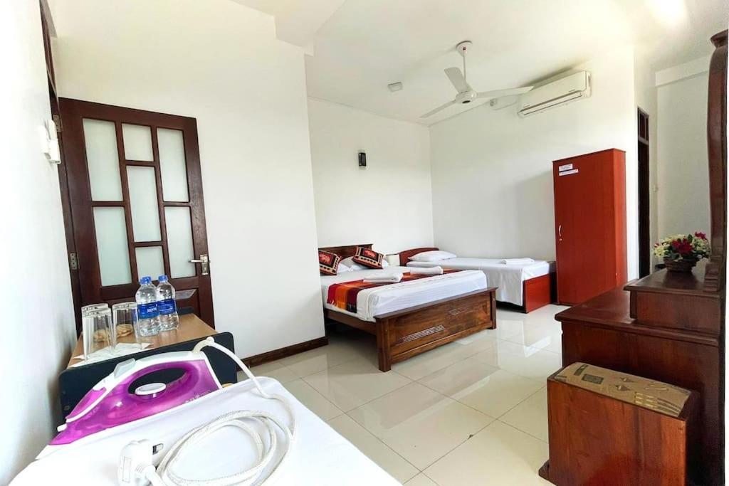 Saru Holiday Apartment - Upto 6 Guests Kandy Exteriör bild