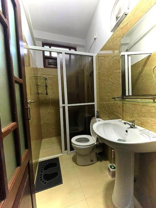 Saru Holiday Apartment - Upto 6 Guests Kandy Exteriör bild