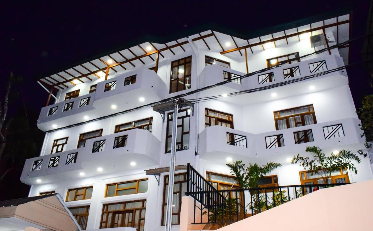 Saru Holiday Apartment - Upto 6 Guests Kandy Exteriör bild