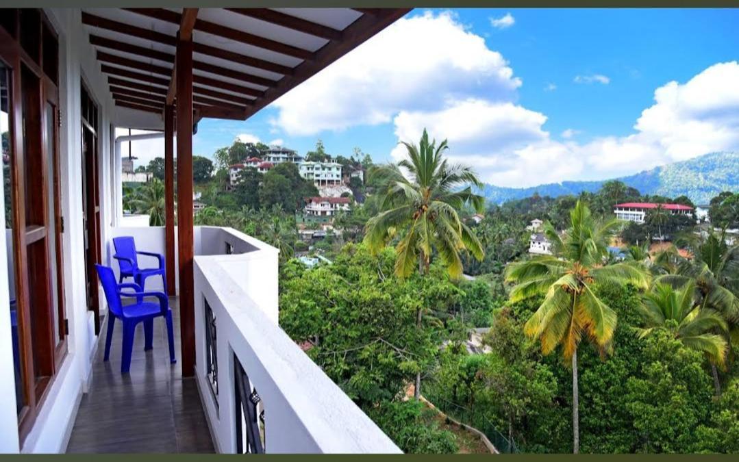 Saru Holiday Apartment - Upto 6 Guests Kandy Exteriör bild