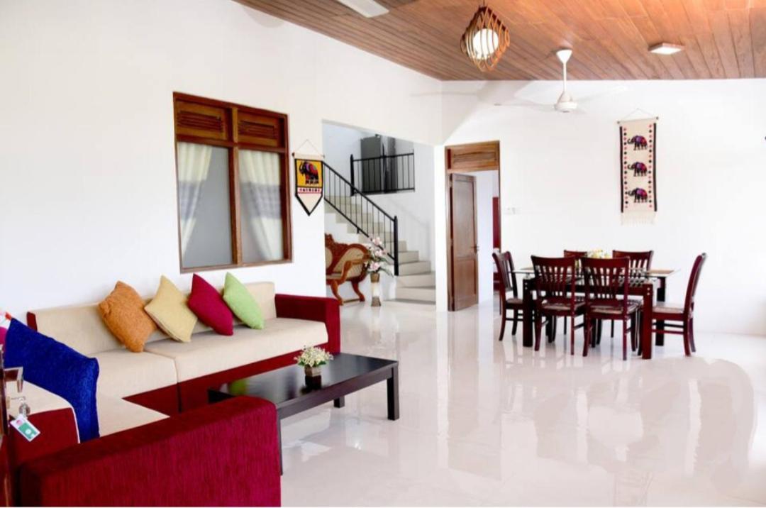 Saru Holiday Apartment - Upto 6 Guests Kandy Exteriör bild